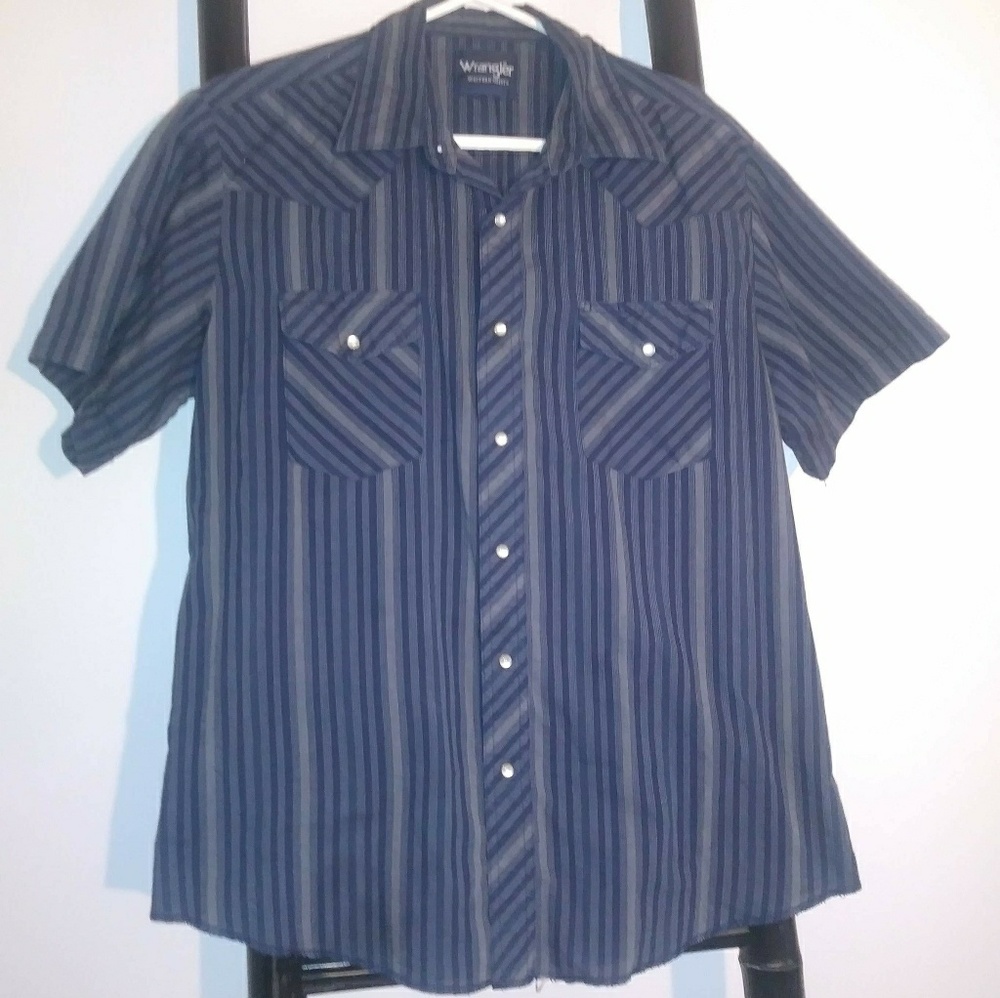 Wrangler Button Down Snaps Shirt
